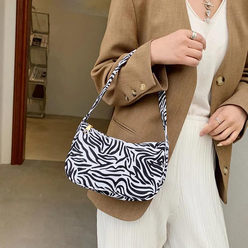 Baguette Bag Nylon Animal Pattern Armpit Bag for Women Shoulder Handbags Lady Simple Hand Bag