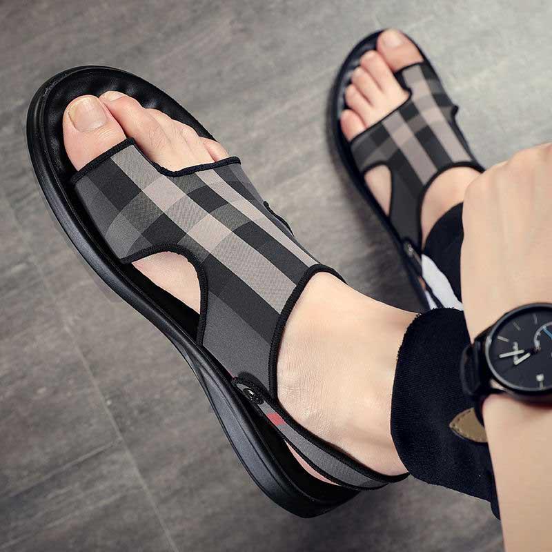 Size40-45 Summer Men Sandals Women Comfortable Non-slip PU Leather Beach Slippers Couples Casual Outdoor Slippers Cross Alphabet Drag Flip Flops