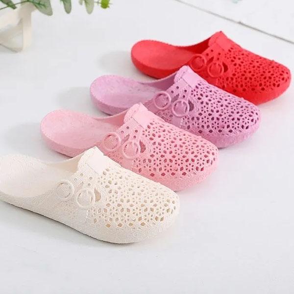 Female Solid Color Large Size Hollow Home Indoor Slippers Women's Non Slip Breathable Beach Casual Sandals