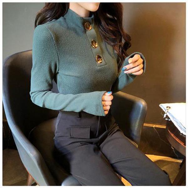 Autumn/winter Big Button Design Top with Slim-fit Base Sweater Can Be Worn Outside Knit Sweater