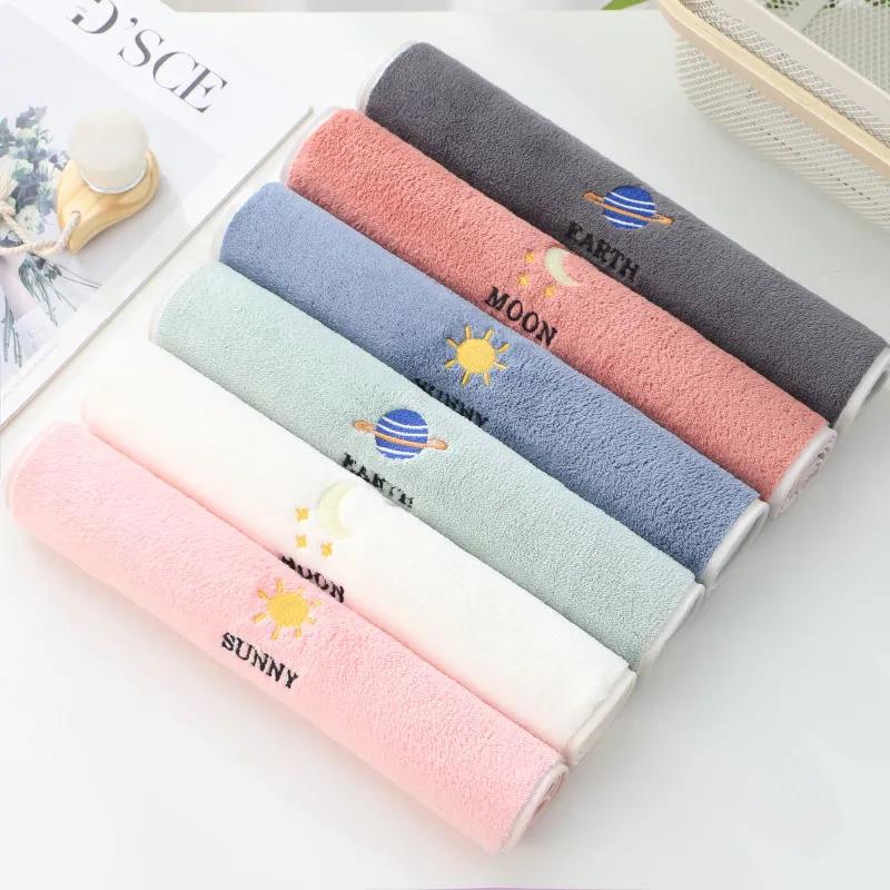 Bathroom Accessories Cartoon Pattern 2Pcs Towels Soft Cotton Towel for Face Washing Water Absorption Household Towels