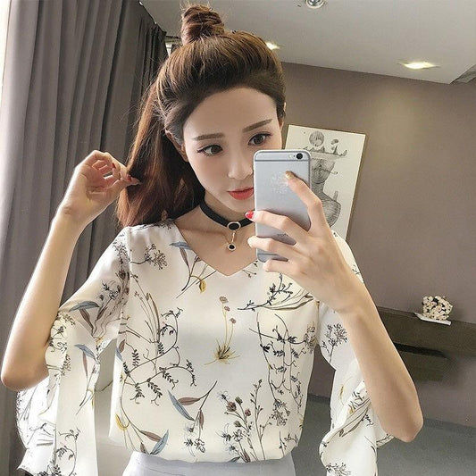 Spring and Summer Floral Chiffon Shirt Women's Shirt Short-sleeved Top Clothes Trumpet Sleeves Thinner Bottoming Shirt Fabric Light and Breathable