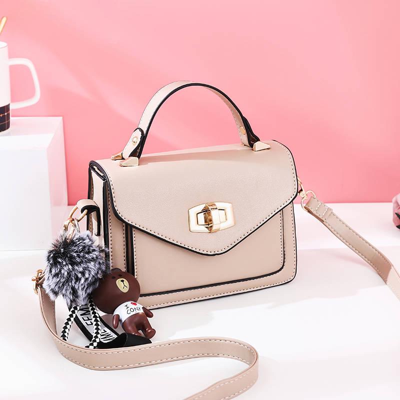 Crossbody Bag Women White Leather Waterproof Wear-resistant Zipper Plush Bear Handbag Shoulder Bag