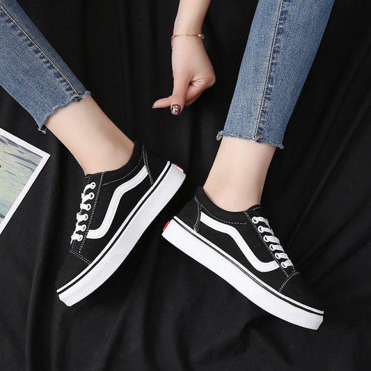 Fashionable Women's Canvas Black Shoes Breathable Classic Flat Sneakers Casual Shoes Women