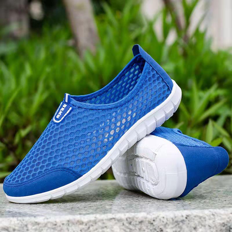 Men's Summer Breathable Hollow Sandals Dad Old Beijing Mesh Cloth Shoes Husband Leisure Sports Slip-On Mesh Shoes