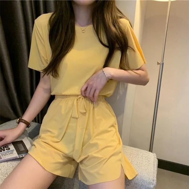 2PCS Women's Summer Ice Silk Cool Short-sleeved Pajamas Set Loose and Short Casual Two-piece T-shirt + Shorts Sports Jogging Suit Home Clothing