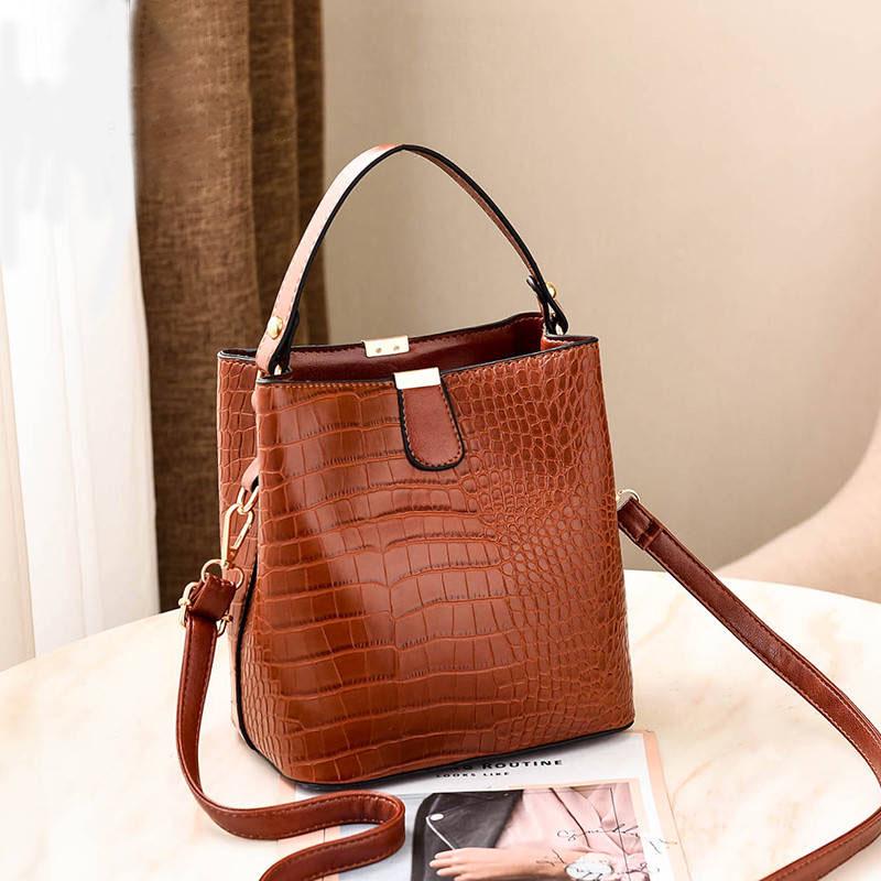 Crossbody Bag Women Crocodile Pattern Leather Anti-theft Zipper Large Capacity Bucket Shoulder Bag