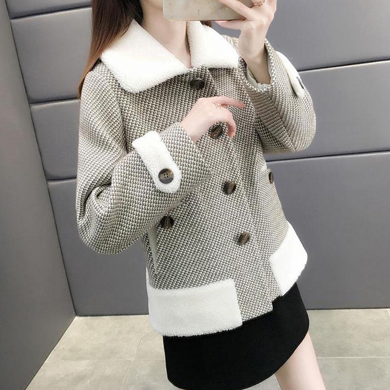 Autumn and Winter Women's Short Woolen Coat Loose and Thin Thick Ferret Coat