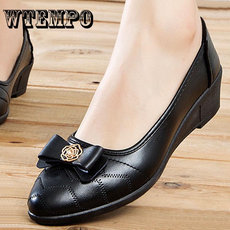 Large Size Middle-aged Women's Shoes, Soft Sole, Non-slip Hollow, Breathable and Comfortable Wedge Heel Shoes