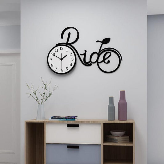 Nordic Wall Hanging Free Punching Creative Wall Clock Modern Minimalist Living Room Clock Personality Fashionable Home Clock