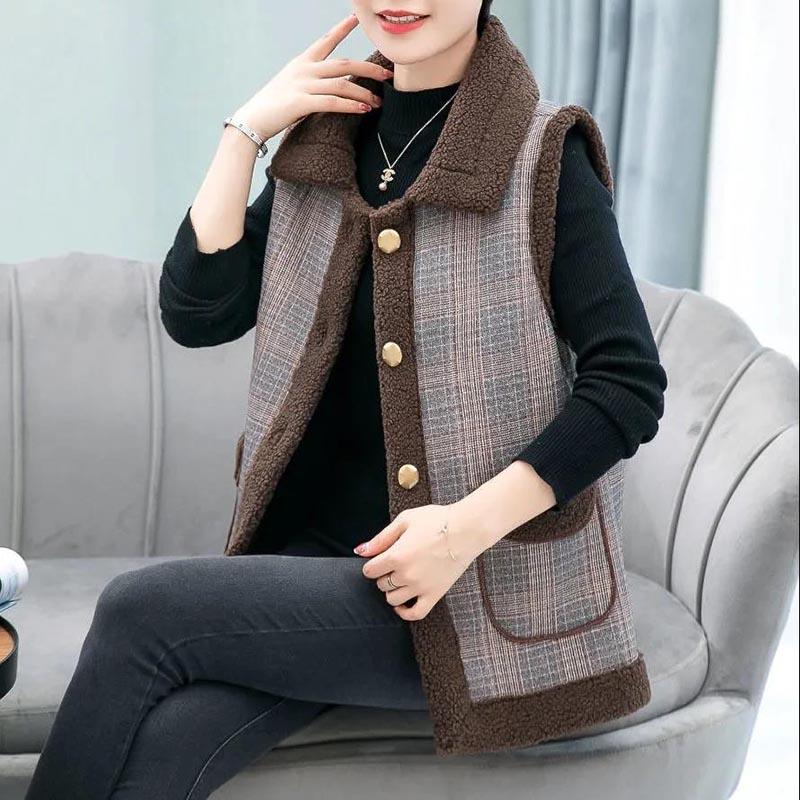 Vest Women's Autumn and Winter Wear Plus Velvet Thick Large Size Middle-aged and Elderly Plaid Sleeveless Jacket