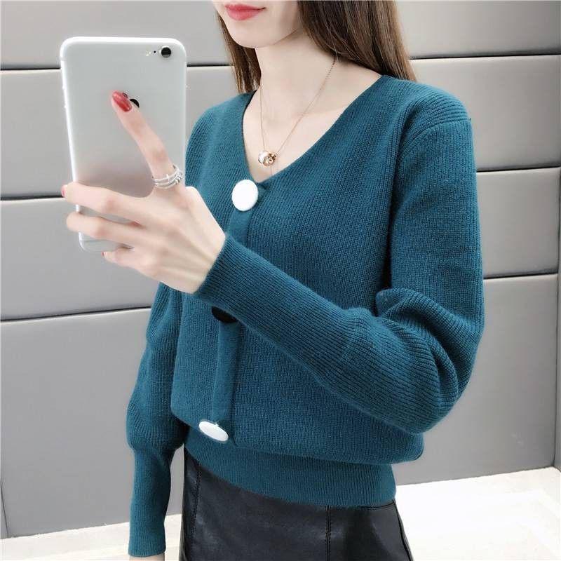 Autumn new ladies V-neck sweater women's new sets of wild bottoming shirt autumn short sweater