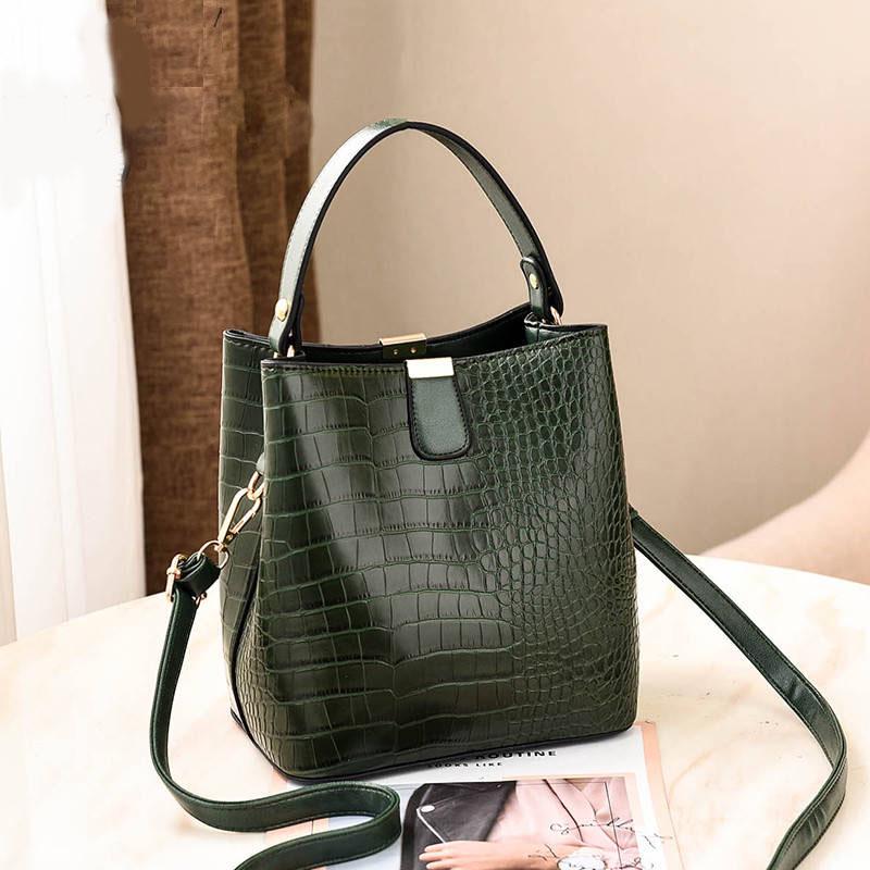 Crossbody Bag Women Crocodile Pattern Leather Anti-theft Zipper Large Capacity Bucket Shoulder Bag