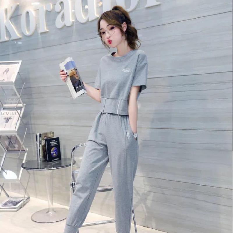 Short-sleeved Sports and Leisure Suits Women's Short Loose T-shirt Trousers Can Be Elasticated Waist Two-piece Leisure Outdoor Sports Suit