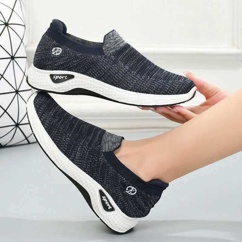 Women's Slip on Flat Shoes Non-slip Soft Bottom Breathable Mesh Knitted Sneakers Casual Sports Shoes Spring and Autumn Outdoor Walking Shoes