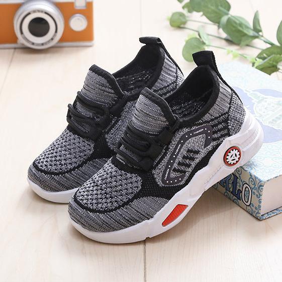 Kids Shoes In Spring Summer Girls and Boys Soft Sole Sports Shoes Anti-slip Casual Mesh Flat Shoes