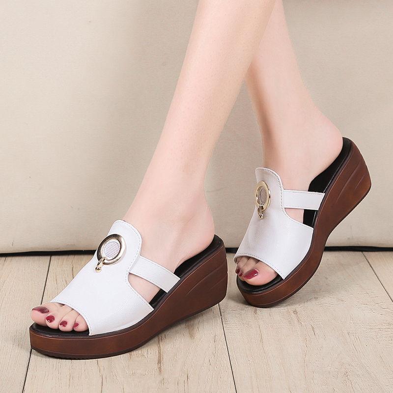 Slope Heel Slippers for Women's Outer Wear Non-slip Thick Bottom All-match Waterproof Platform Beach High Heel Sandals