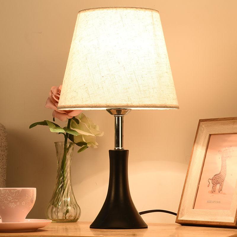 Bedside Table Lamp Modern Minimalist Bedroom Study Dormitory LED Energy-saving Bedside Dimming Table Lamp Classic Table Lamp