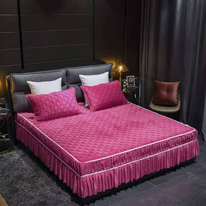 Skin-friendly Double Layer Quilted Bed Skirt Bedspread Crystal Velvet Milk Velvet Bed Sheet