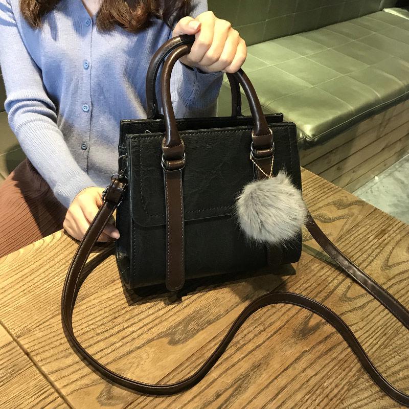 Fashion Handbags Korean Version of The Retro Bag Shoulder Diagonal Bag INS Minimalist Wild Handbag Hundreds of Skin Shoulder Bag