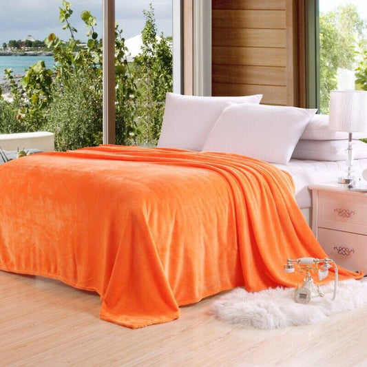 Four Seasons Universal Flannel Fluffy Double-sided Plus Fleece Warm Blanket Thick Breathable Coral Fleece Solid Color Blanket Sheet