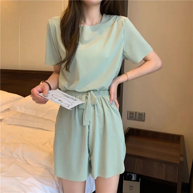 2PCS Women's Summer Ice Silk Cool Short-sleeved Pajamas Set Loose and Short Casual Two-piece T-shirt + Shorts Sports Jogging Suit Home Clothing