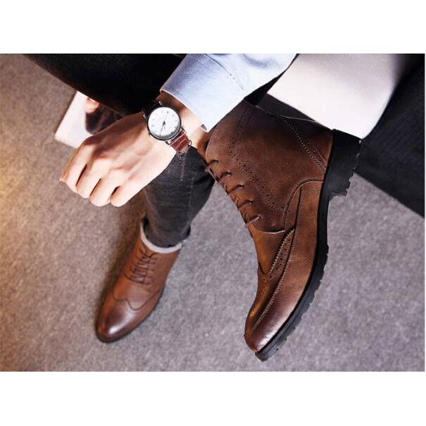 Autumn and Winter Brock Carved Pointed Toe Martin Boots Men's Leather Shoes Men's High-top Shoes