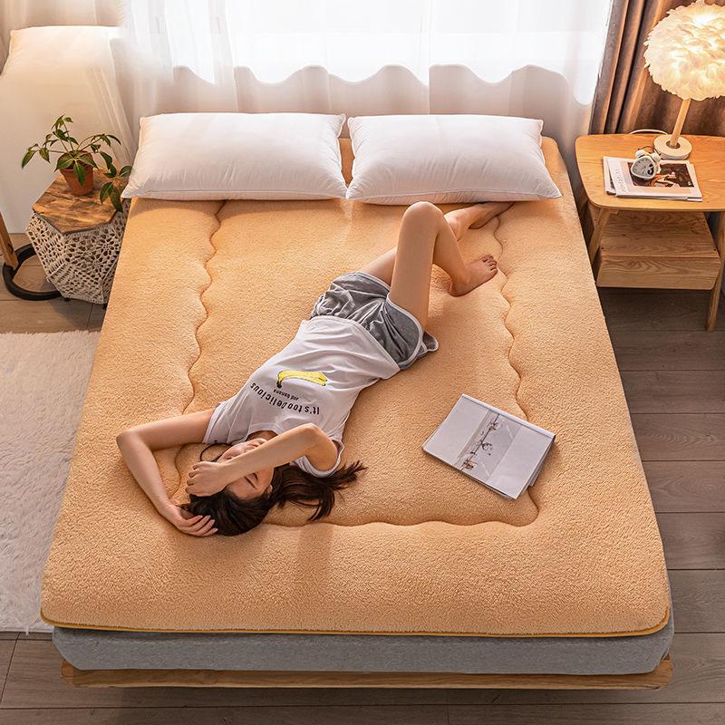 Home Bedroom Sleeping Mat Lamb Wool Warm Mattress Cushion Winter Student Dormitory Cushion