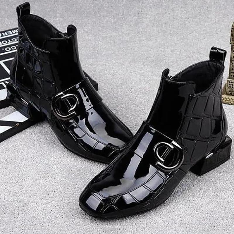 Autumn and Winter Women's Fashion Boots Flat Square Toe and Velvet Warm Martin Boots Korean Style Thick Heel Shoes