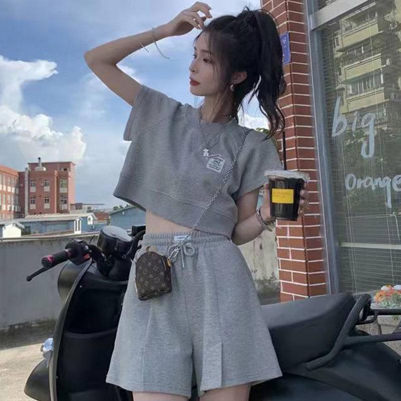 2PCS Women's Casual Sportswear Suit Korean Version Loose Short Sleeves + High Waist Wide Leg Shorts Two-piece Fitness Jogging Short Suit