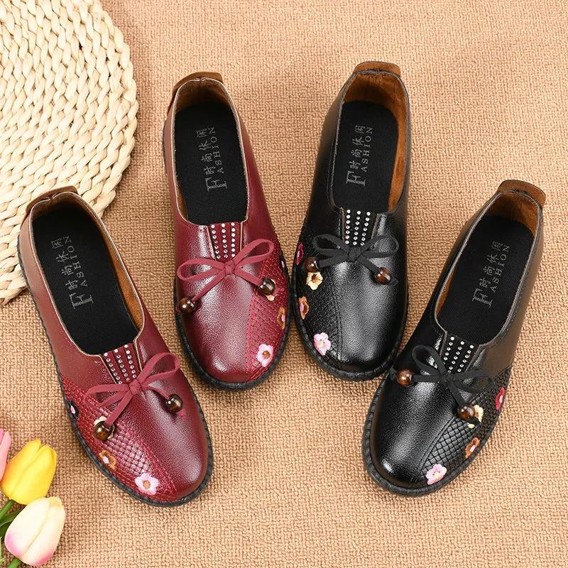 Ladies Soft-soled Embroidered Shoes Spring/autumn Leather Shoes Non-slip Wear-resistant Middle-aged and Elderly Mother Shoes Old Beijing Cloth Shoes