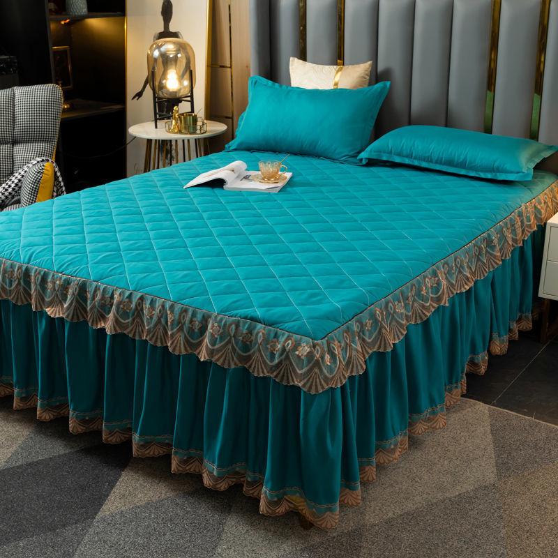 3pcs/set Autumn and Winter Thick Cotton Quilted Lace Bed Skirt Three-piece Set Non-slip Bedspread Pillowcase Three-piece Set