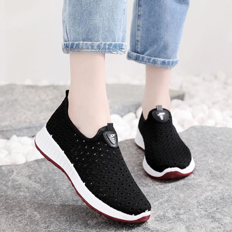 Mesh Shoes Women Summer Old Beijing Cloth Shoes Women's Shoes Breathable Hollow Mesh Casual Sneakers Women Middle-aged Mom Shoes