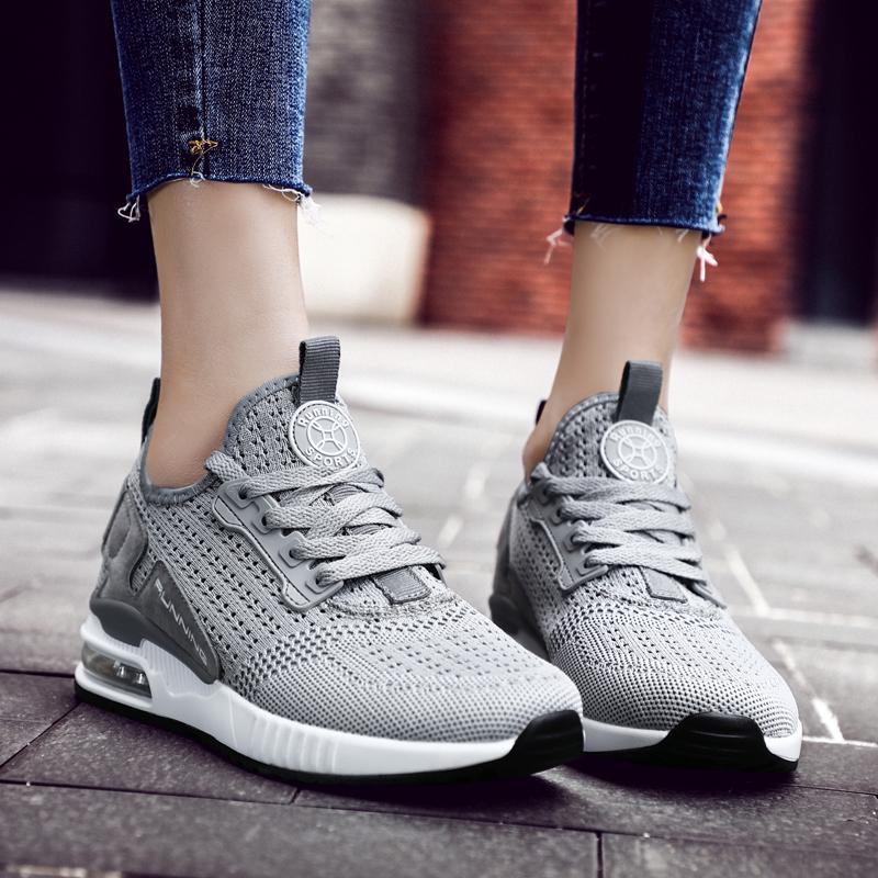 Summer Women's Ultralight Running Shoes Couple Air Mesh Breathable Sneakers Jogging Sport Shoes Athletic Trainers for Men