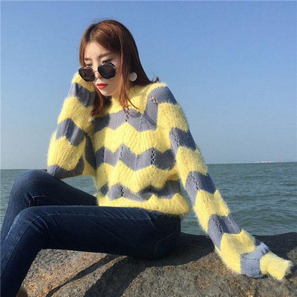 Autumn and Winter Round Neck Mohair Sweater Pullover Loose Cropped Top Thick Knitted Women's Bottoming Shirt