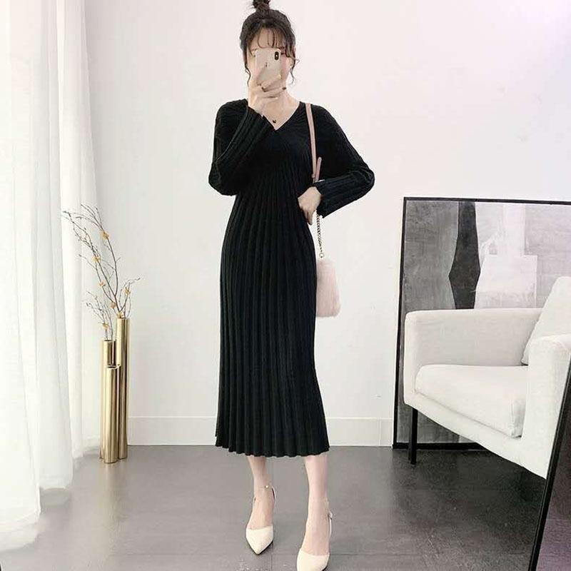 Autumn and Winter Long Knitted Dress Slim Fashion V-neck Sweater Dress Solid Color Women's Pleated Dress