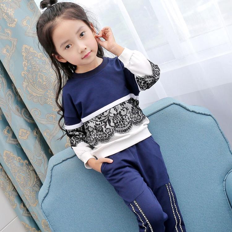 Children's Spring and Autumn 2-piece Sports Suit Korean Lace Stitching Top + Striped Letter Printed Trousers Set