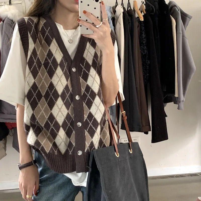 Spring and Autumn College Style Retro V-neck Plaid Knitted Vest Women's Loose Outer Wear Sleeveless Women's Sweater Vest