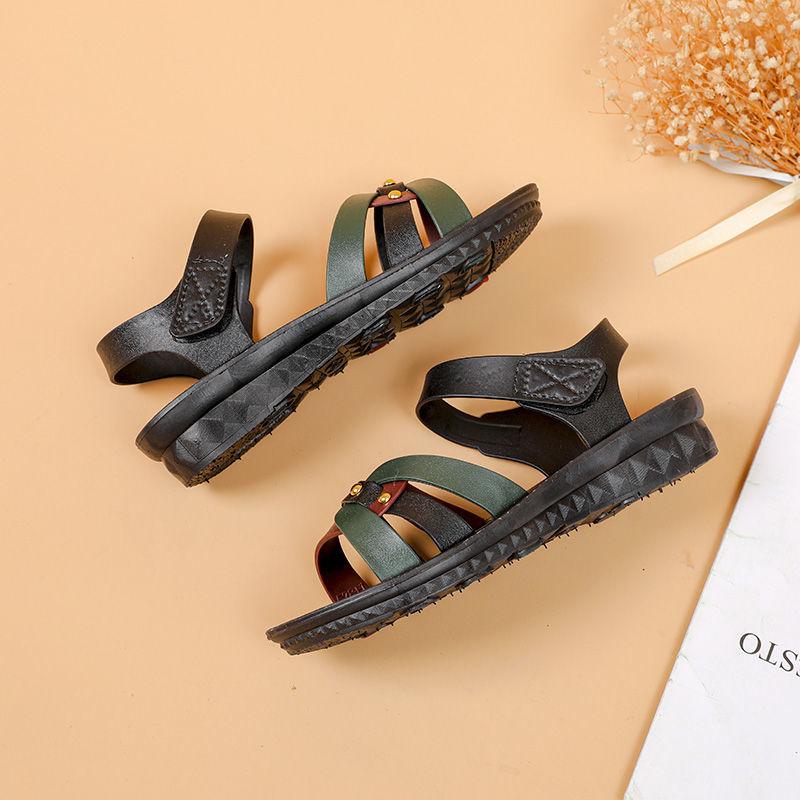 Sandals and Slippers Women Flat Slippers Summer Outdoor Wear Soft Bottom Non-slip Slope with Old Middle-aged Sandals Women