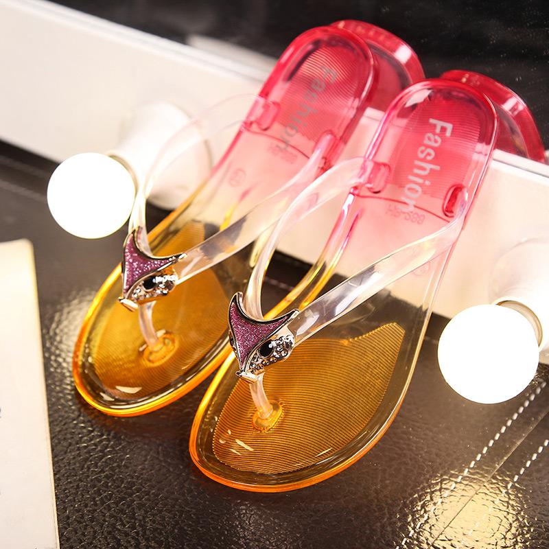 Crystal Fashion Non-slip Flip Flops Beach Sandals and Slippers Female Students Ins Korean Version of The Flat Bottom Wear Slippers