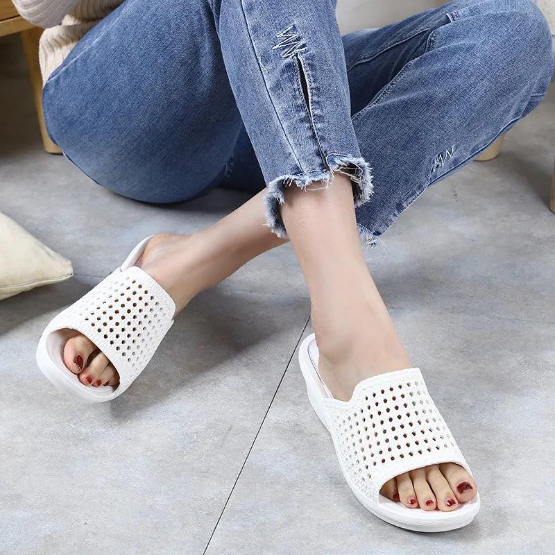 High-heeled Sandals and Slippers Ladies Wedge Heels Non-slip Go Out Wear Thick Bottom Comfortable Light and Comfortable Indoor Bathroom Bath