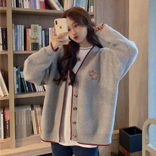 New loose wild V-neck lazy wind embroidery knit cardigan women's college wind sweater coat tide