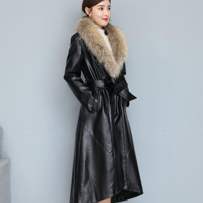 Winter Women's Fur Coat  Plush Thickening Medium Length Women's Leather Coat Slim Closing Woman Parka Coat