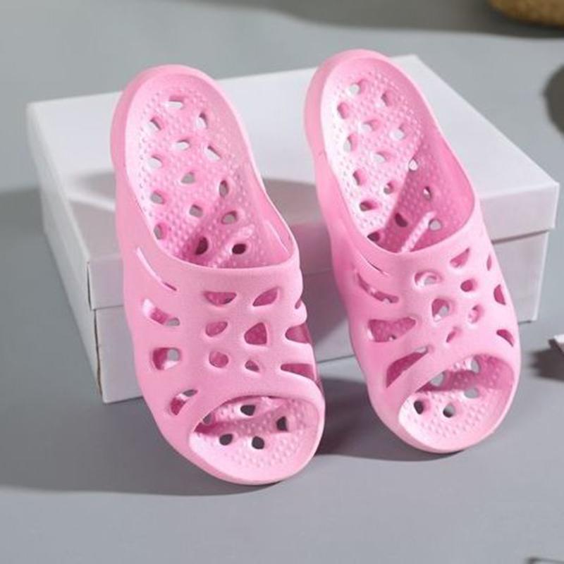 Bathroom Slippers Female Cute Non-slip Deodorant Shower Leaking Hollow Slippers Household Indoor Slippers Lightweight Non-slip