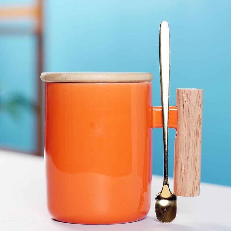 Ceramic with Lid and Spoon for Household Coffee Cup and Teacup Milk Cup with Wooden Handle Mug Large Capacity