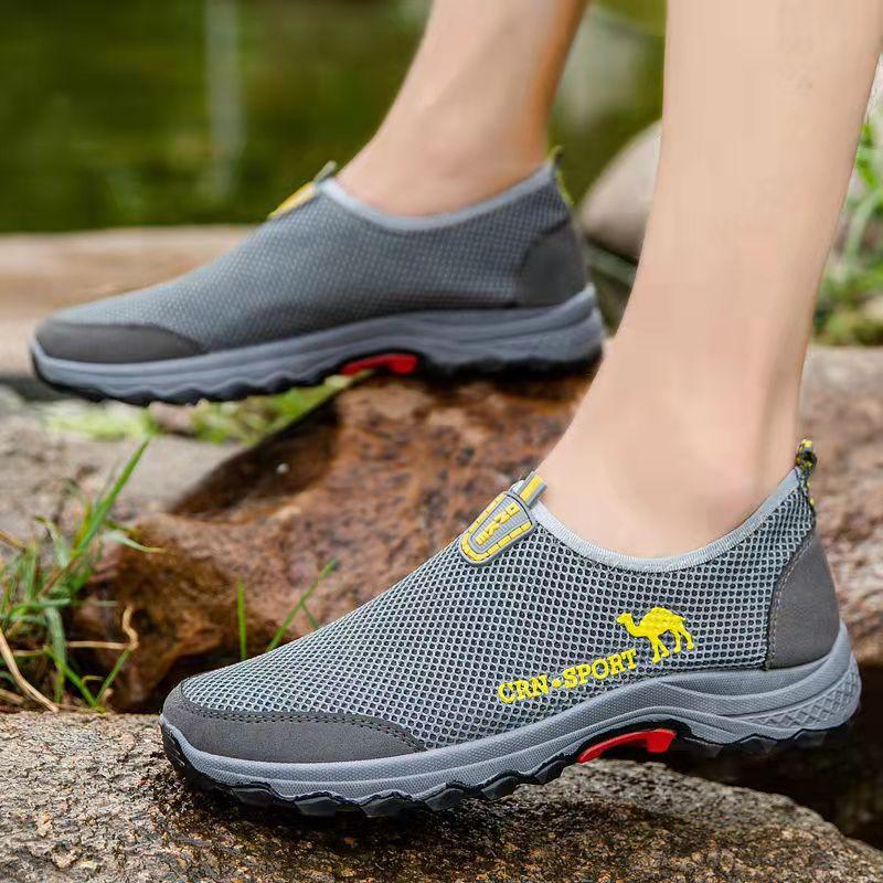 Summer Outdoor Casual Sandals Unisex Non-slip Hiking Shoes Mesh Shoes Breathable Old Beijing Cloth Shoes Middle-aged and Elderly Non-slip Dad Shoes