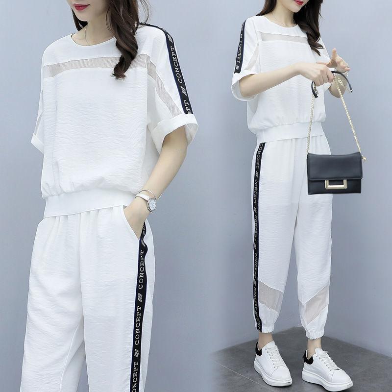 Summer Leisure Sports Suit Women Loose Korean Short-sleeved Two-piece Fabric Soft and Light Breathable Leisure Sports Suit Women Comfortable and Soft