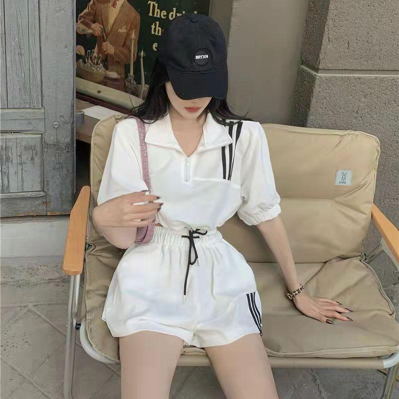 2PCS Female Sports Suit Student Ins Summer Loose Short-sleeved + Casual Striped Shorts Two-piece Set Athletic Clothing Sets Girl's Short Suit