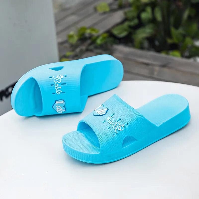 Women's Slippers Middle-heeled Thick-bottomed Non-slip Bathroom Slippers Summer Leisure Household Indoor Flip-flops Student Sandals and Slippers