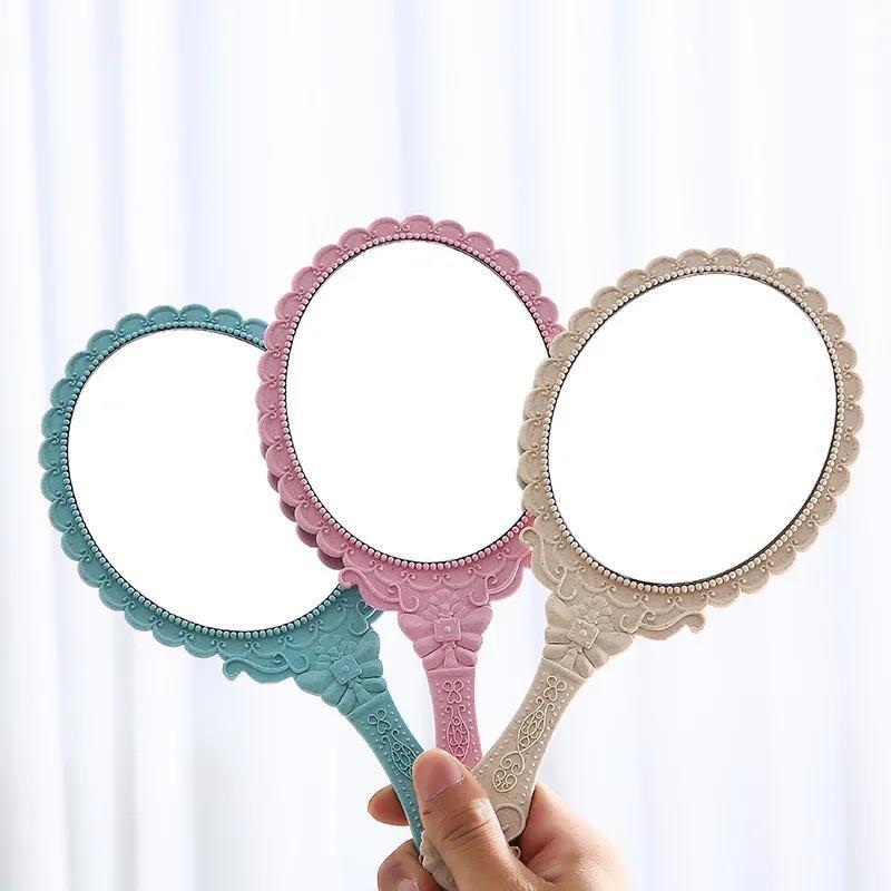 HD Retro Pattern Handle Makeup Mirror Portable Hand-held Small Mirror Women Exquisite and Temperament